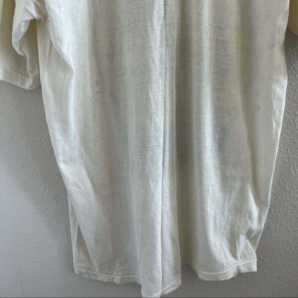 Vintage 1988 The California Raisins Play in the Bowl of Raisins Graphic T-Shirt - Picture 10 of 13